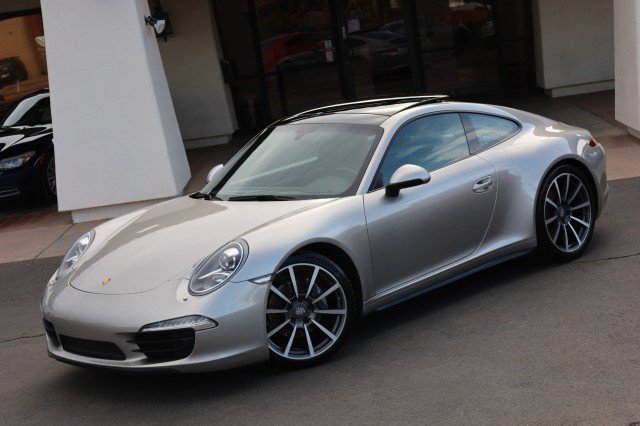 Used 2013 Porsche 911 Carrera 4 AWD/4WD image 4