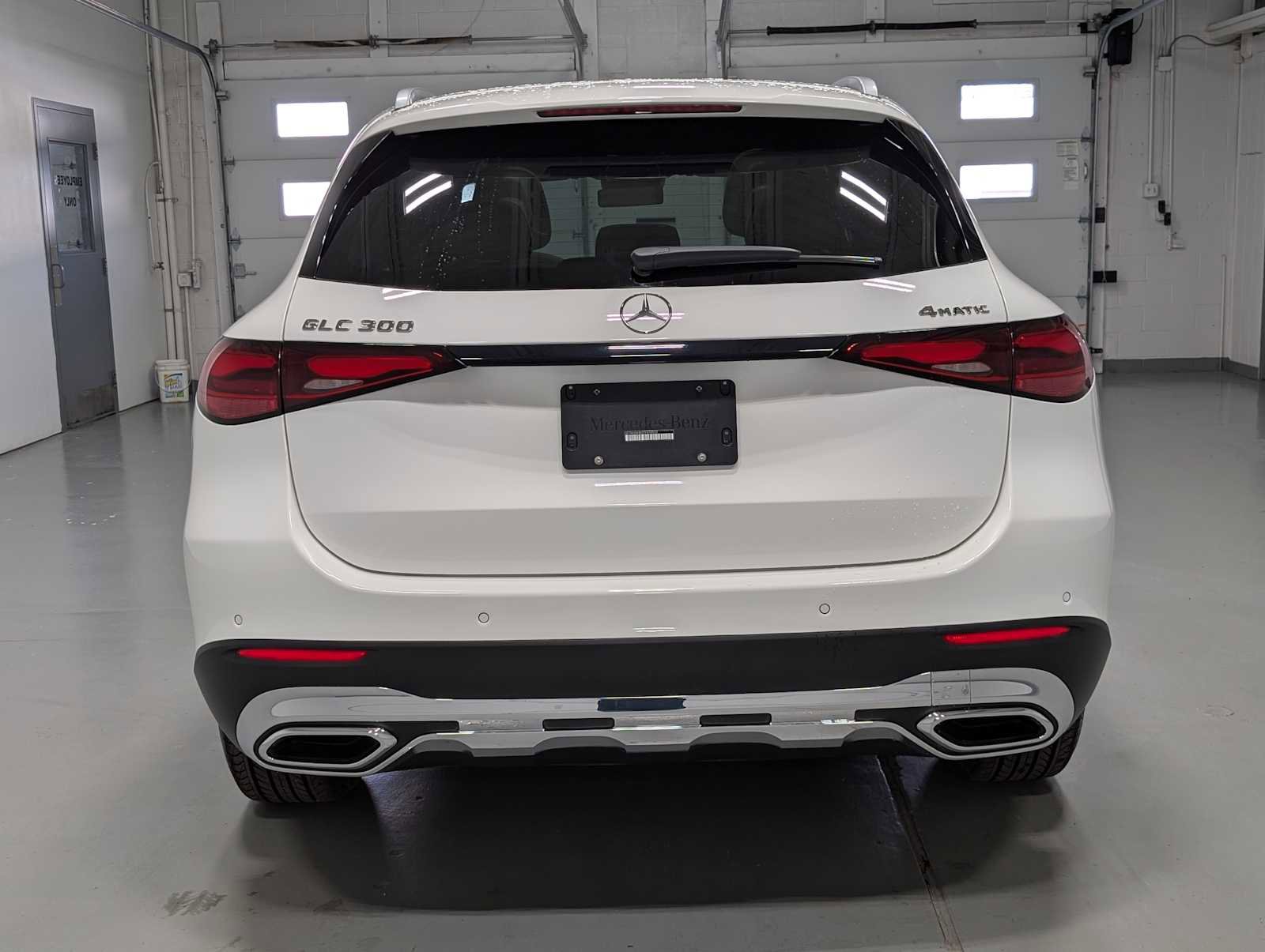 Certified 2026 Mercedes-Benz GLC 300 4MATIC image 9