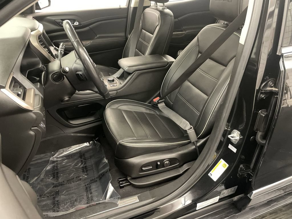 Used 2021 GMC Acadia Denali w/ GMC Pro Grade Package AWD/4WD image 14