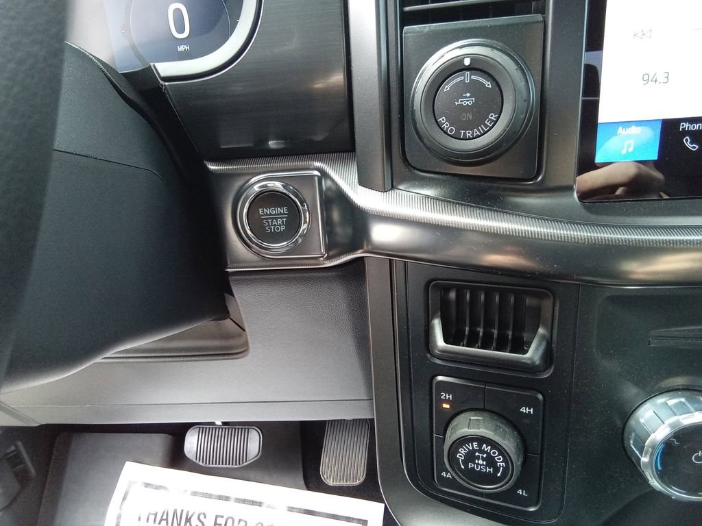 Used 2025 Ford F150 Lariat w/ Equipment Group 501A Mid image 20