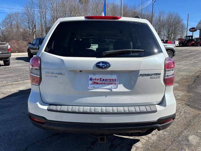 Used 2016 Subaru Forester 2.5i Premium w/ All-Weather Package AWD/4WD image 6