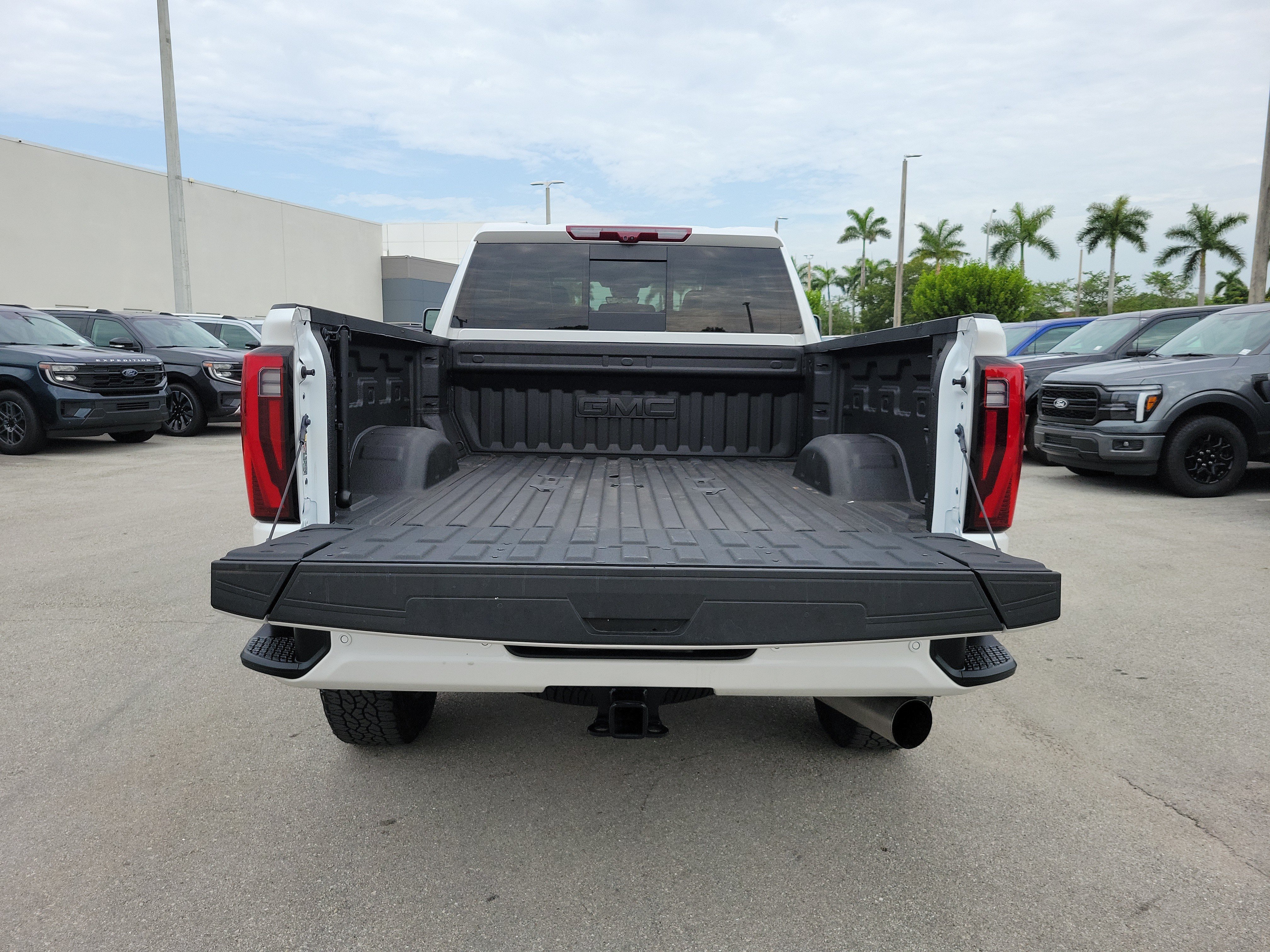 Used 2025 GMC Sierra 2500 Denali Ultimate AWD/4WD image 29