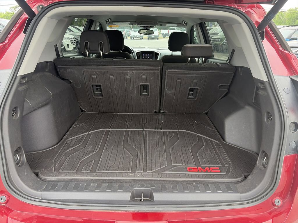 Used 2020 GMC Terrain SLE w/ Driver Convenience Package image 30