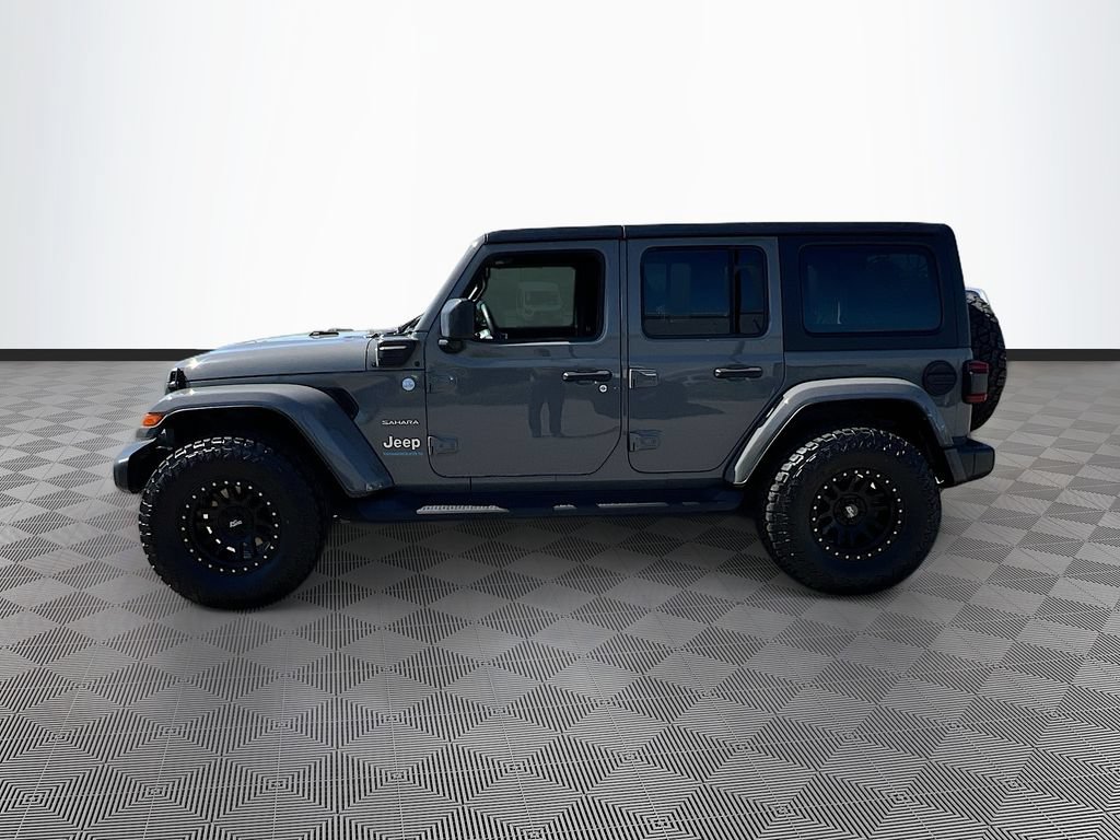 Used 2023 Jeep Wrangler Unlimited Sahara AWD/4WD image 4