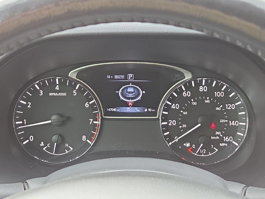 Used 2018 Nissan Pathfinder Platinum AWD/4WD image 21