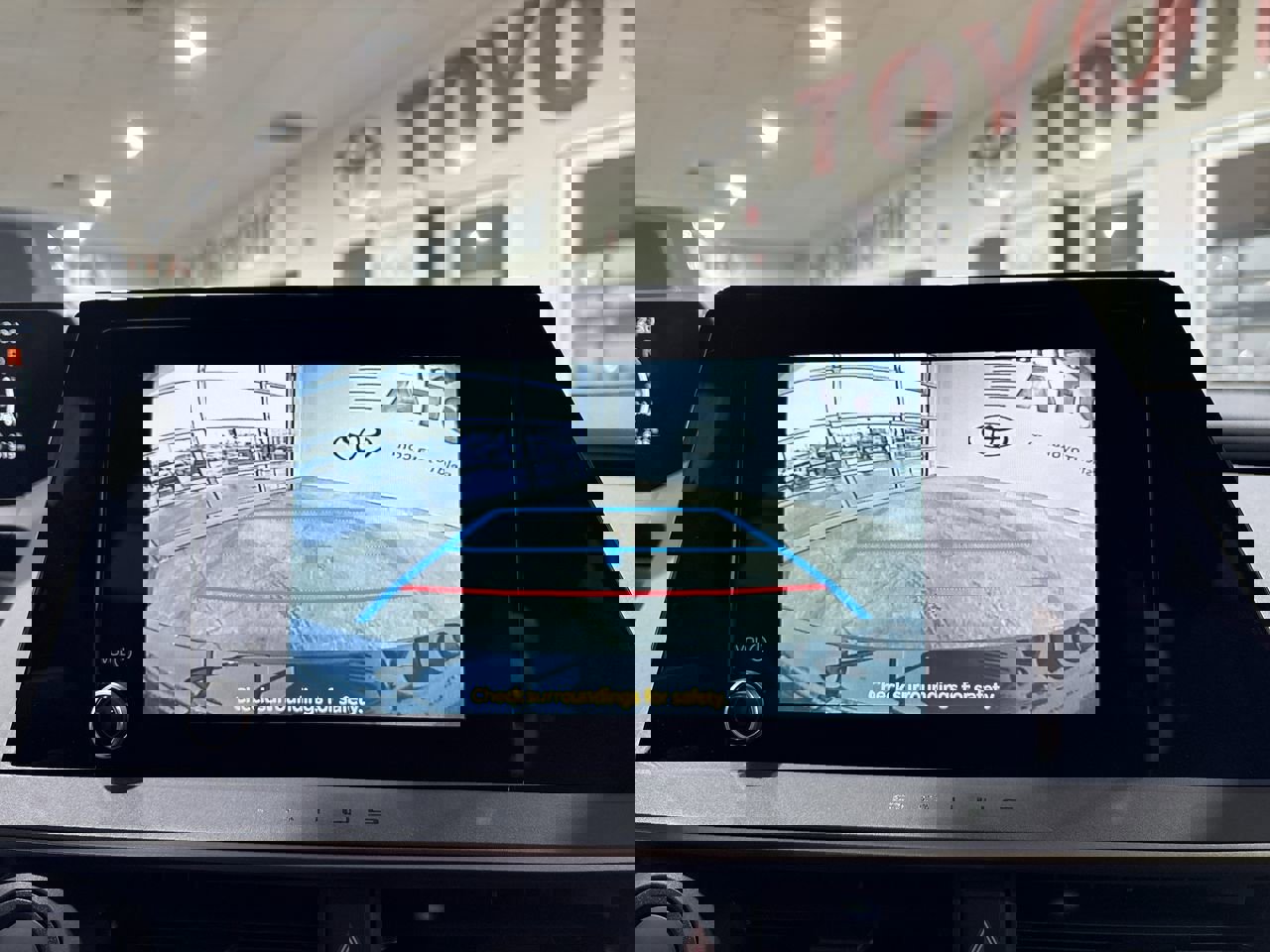 New 2026 Toyota Prius Plug-In Hybrid image 18