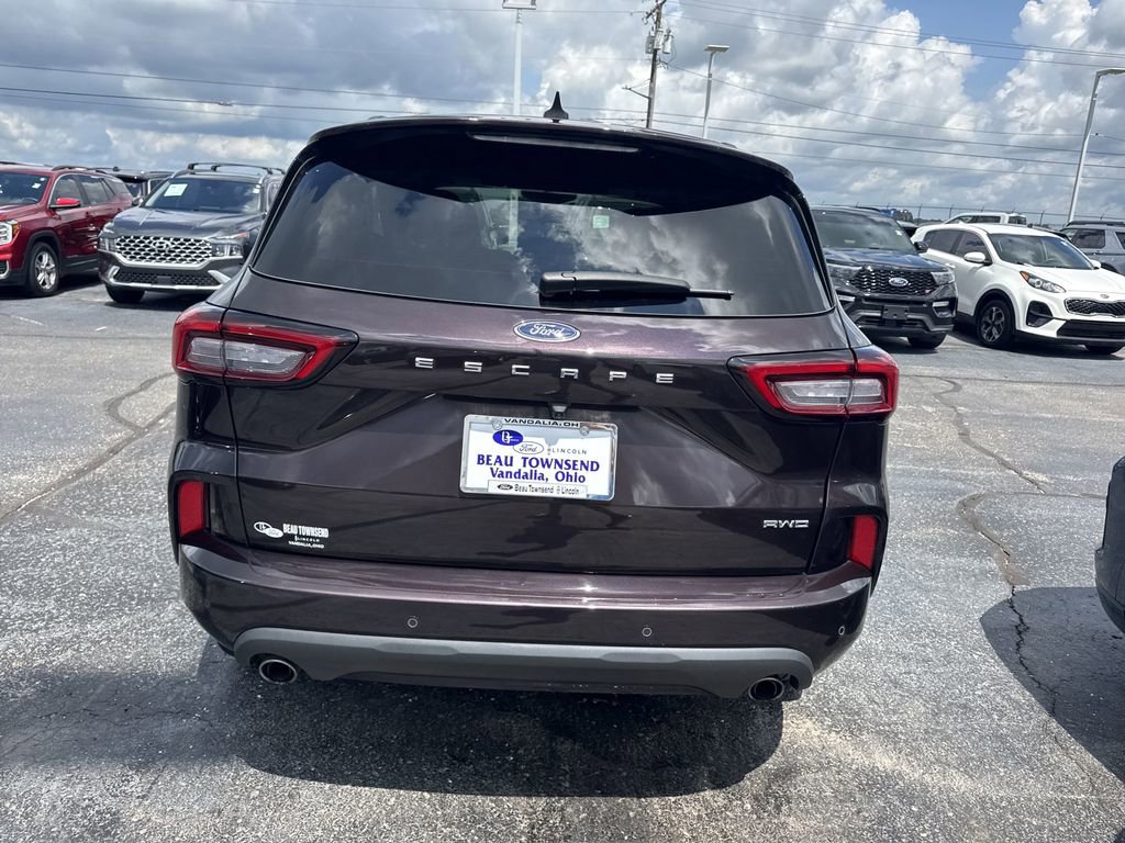 Certified 2023 Ford Escape ST-Line w/ Tech Pack #1 image 6