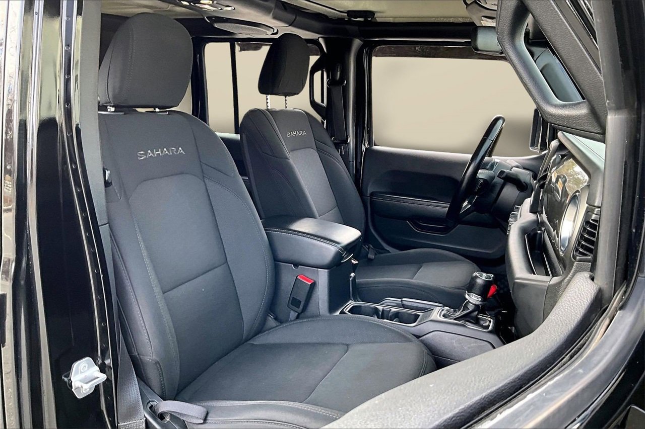 Certified 2020 Jeep Wrangler Unlimited Sahara image 21