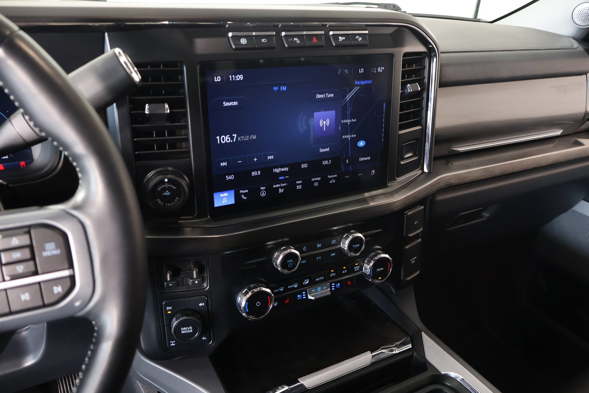Used 2024 Ford F250 Lariat w/ Lariat Ultimate Package AWD/4WD image 5