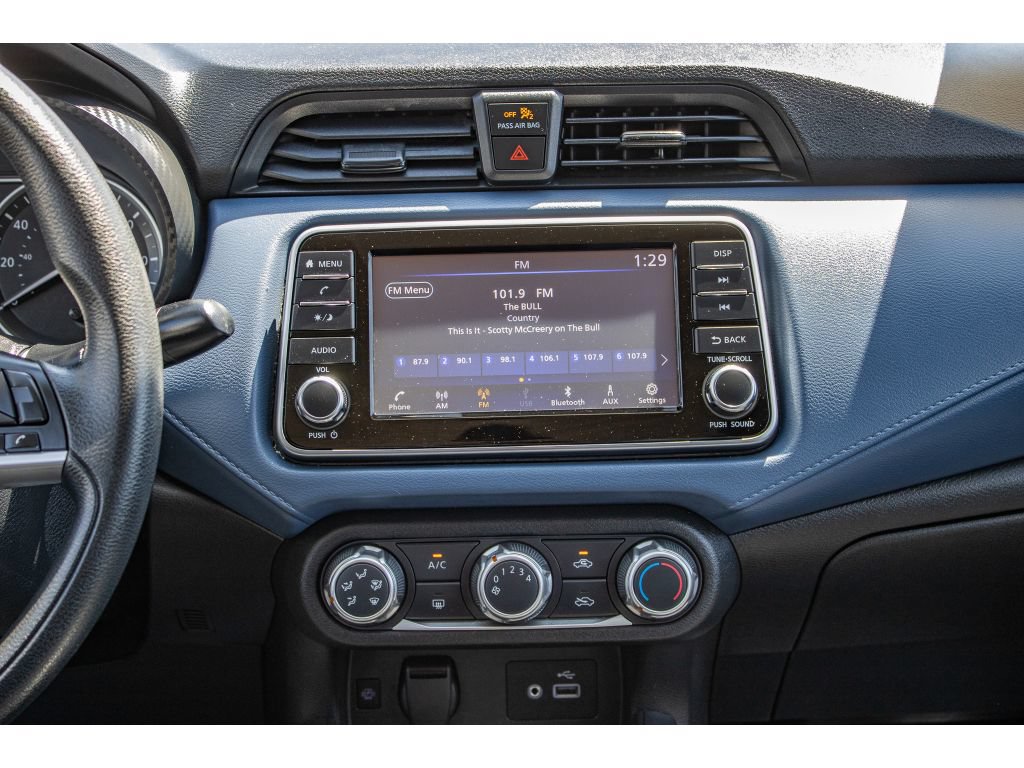 Used 2023 Nissan Versa SV FWD image 23