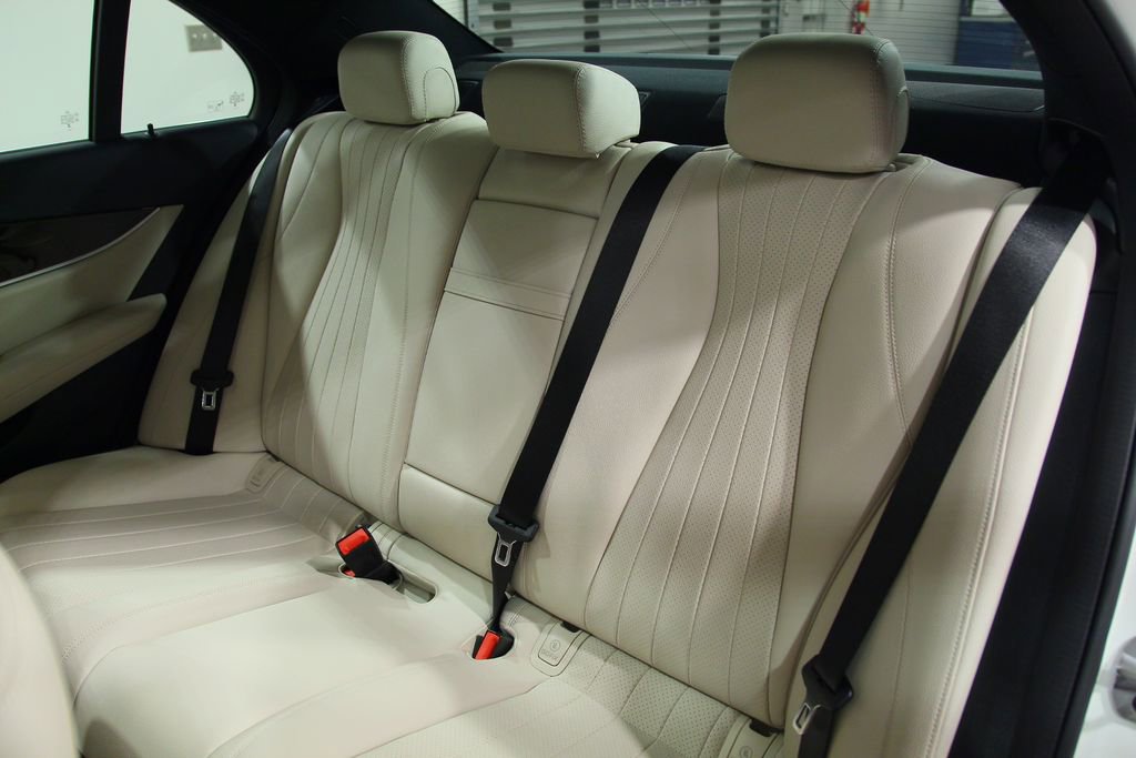 Certified 2023 Mercedes-Benz E 350 4MATIC Sedan image 31