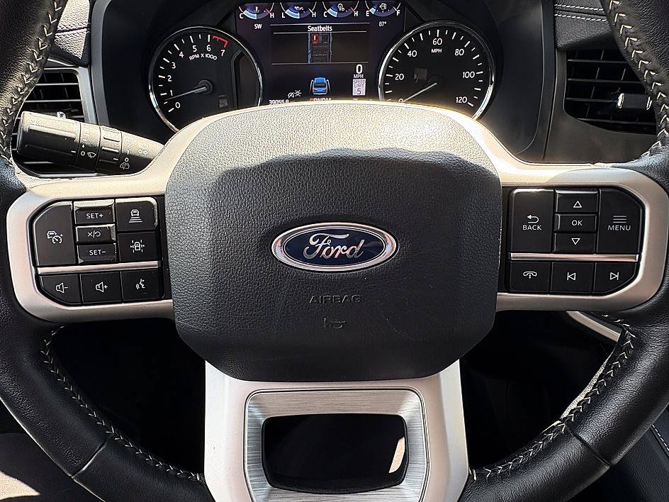 Used 2024 Ford Expedition XLT AWD/4WD image 20