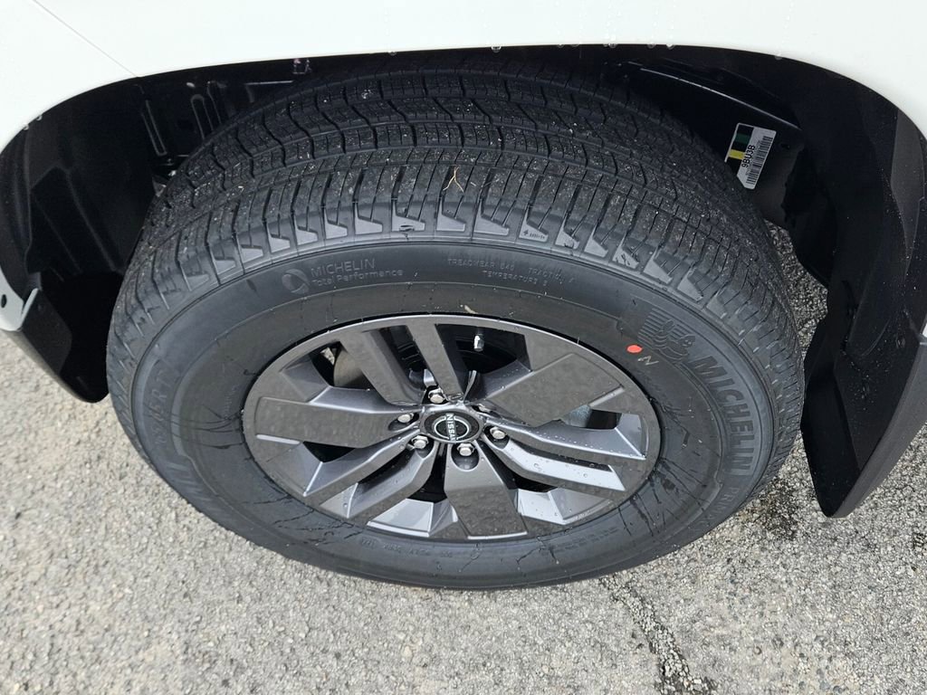 New 2026 Nissan Frontier SV w/ All-Weather Content Package image 17