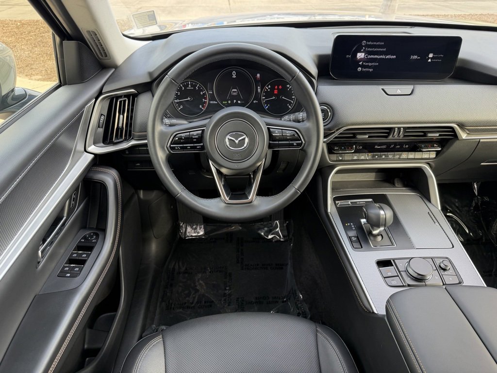 Used 2024 MAZDA CX-90 3.3 Turbo w/ Preferred Package image 2