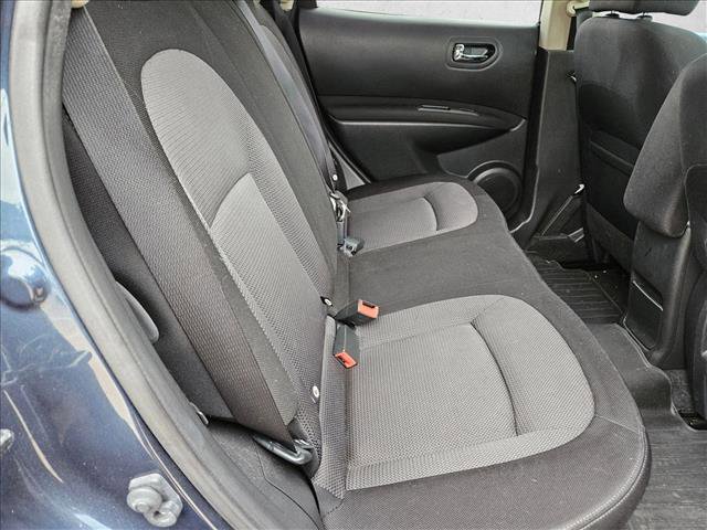 Used 2013 Nissan Rogue SV w/ Premium Pkg image 19