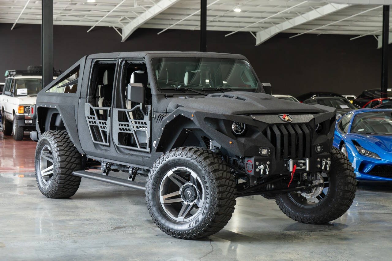 Used 2023 Jeep Gladiator Sport AWD/4WD image 2