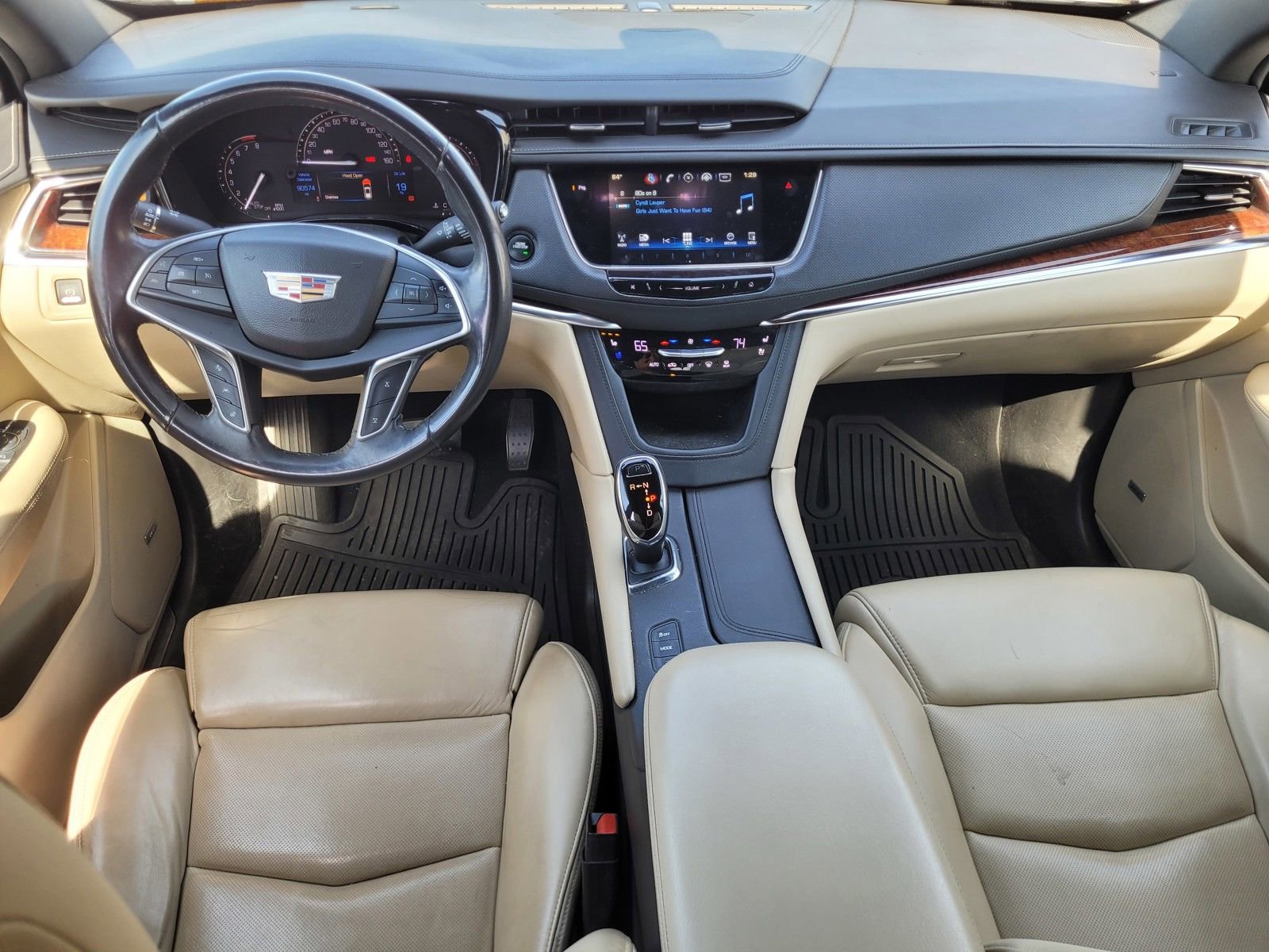 Used 2017 Cadillac XT5 Premium Luxury image 17