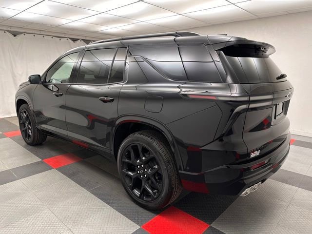 New 2026 Chevrolet Traverse RS w/ LPO, Floor Liner Package FWD image 4