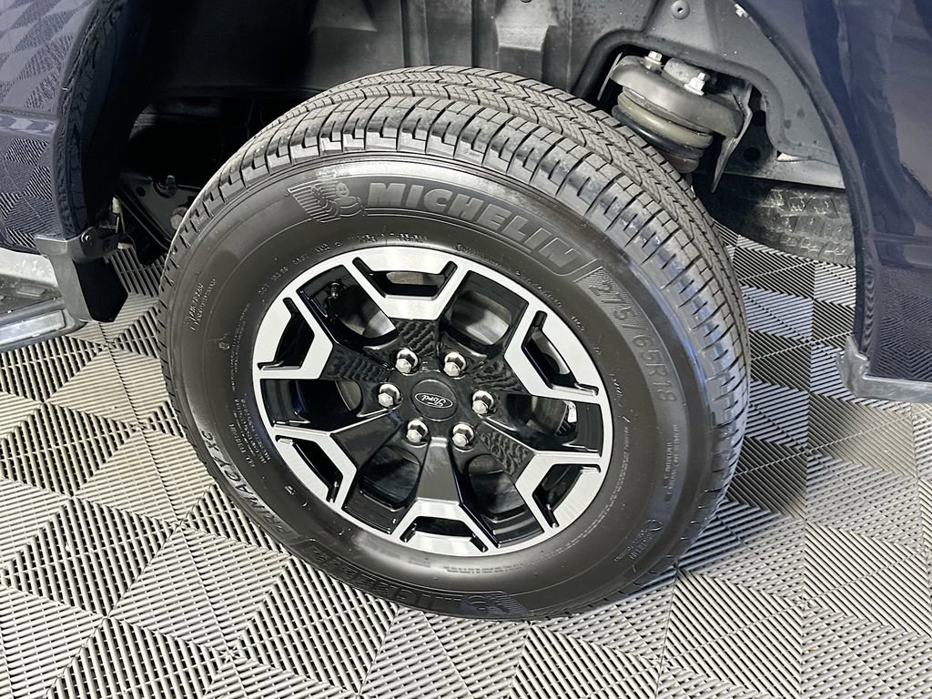 Used 2023 Ford F150 Lightning XLT image 38