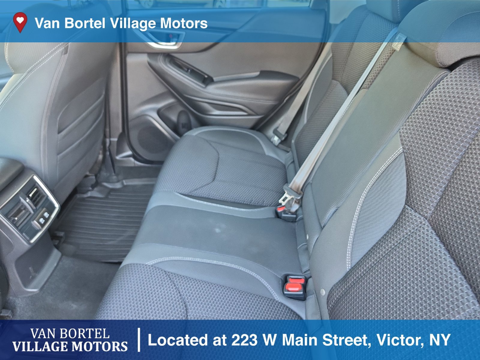 Used 2023 Subaru Forester Premium AWD/4WD image 26