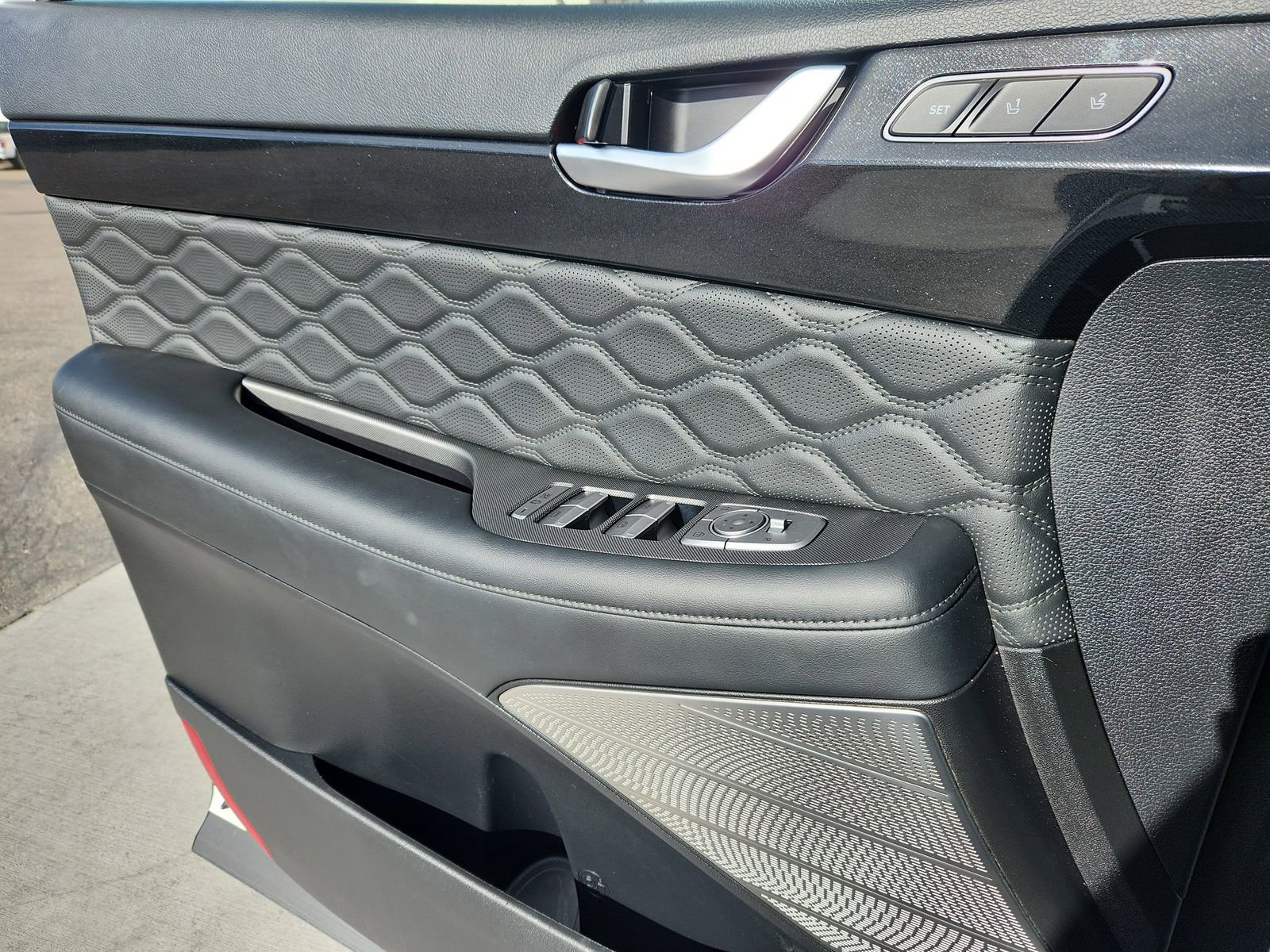 Used 2022 Hyundai Palisade Calligraphy w/ Cargo Package image 6