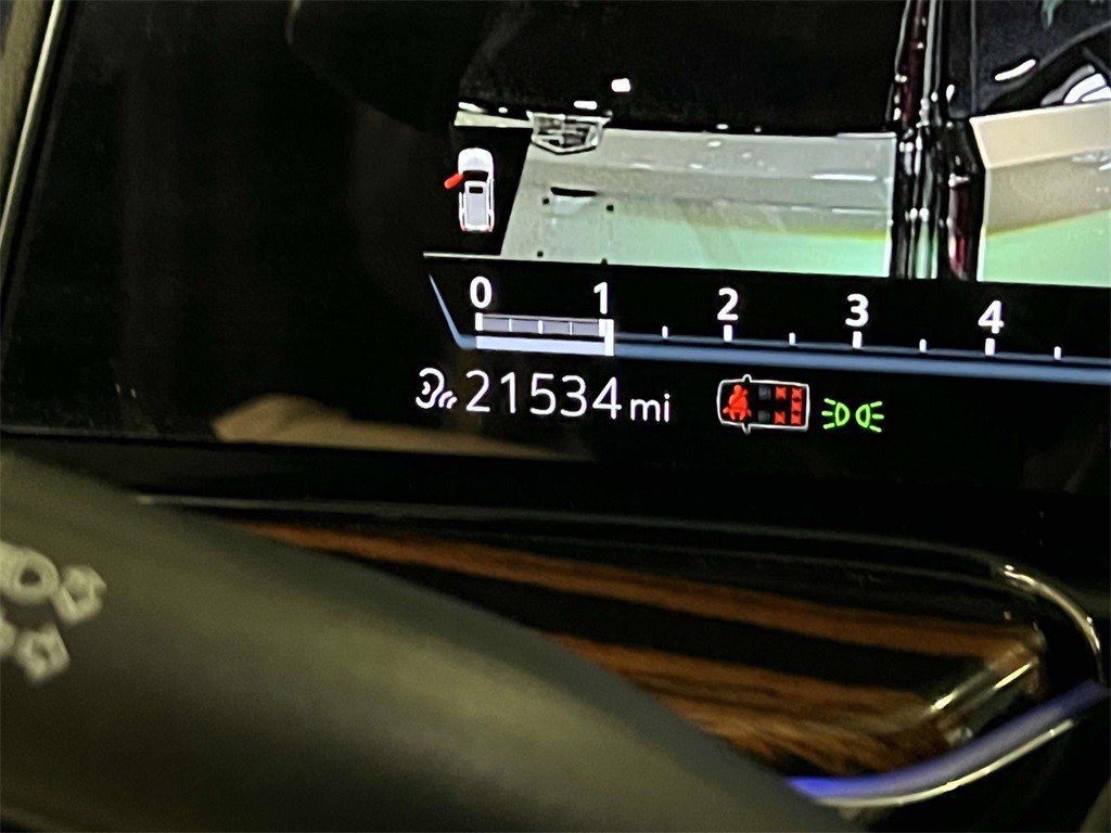 Certified 2024 Cadillac Escalade Premium Luxury image 27