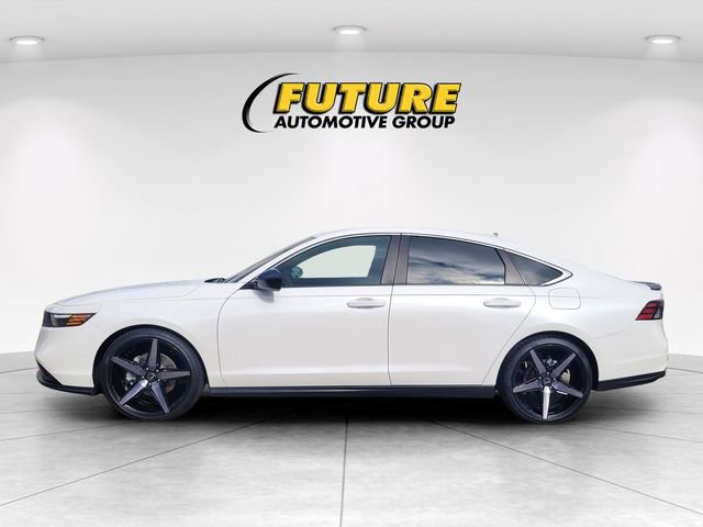 Used 2025 Honda Accord Sport image 6