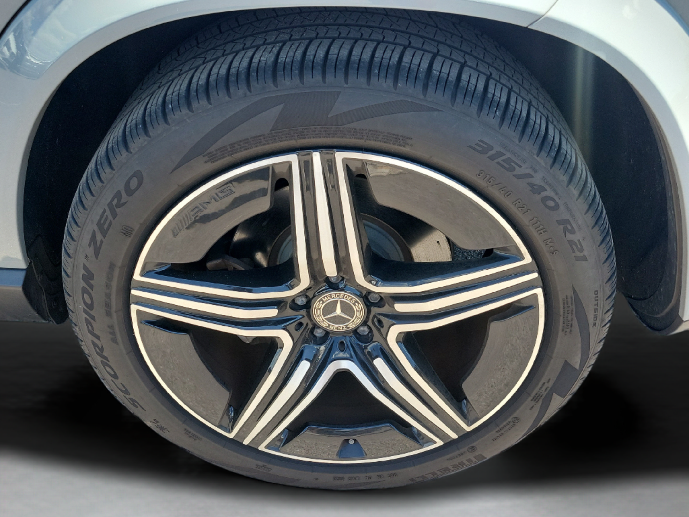 Certified 2024 Mercedes-Benz GLE 450 4MATIC image 29