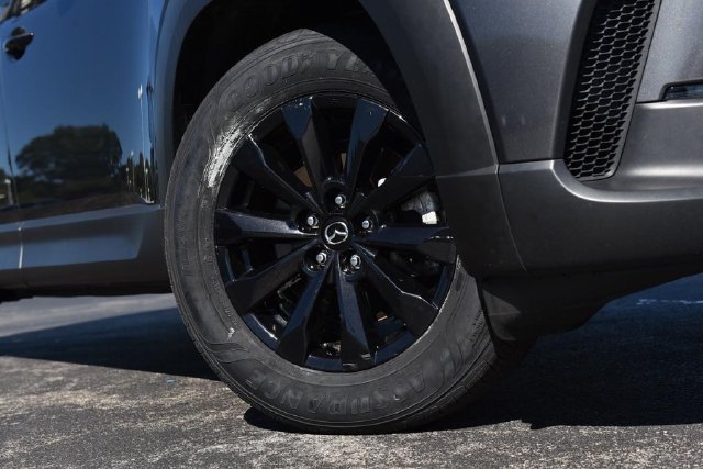 Used 2025 MAZDA CX-50 AWD 2.5 S w/ Preferred Package image 3