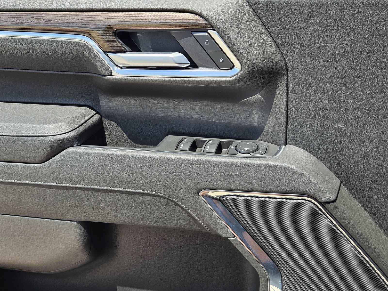 New 2026 Chevrolet Silverado 1500 LT Trail Boss w/ Protection Package AWD/4WD image 25