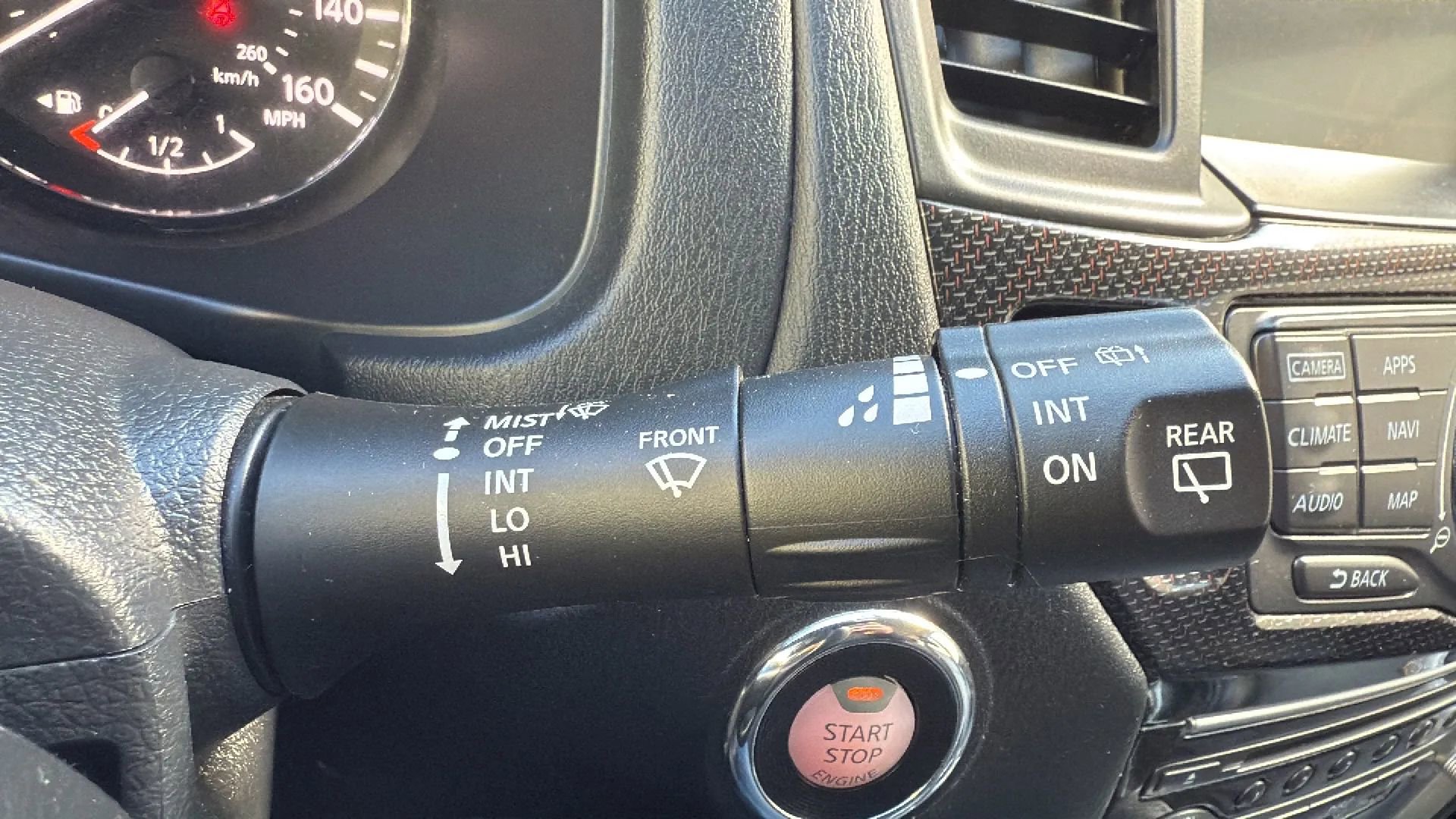 Used 2020 Nissan Pathfinder SL AWD/4WD image 13