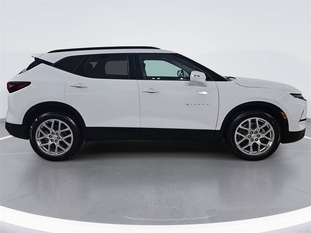 Certified 2023 Chevrolet Blazer LT w/ LPO, Floor Liner Package image 2