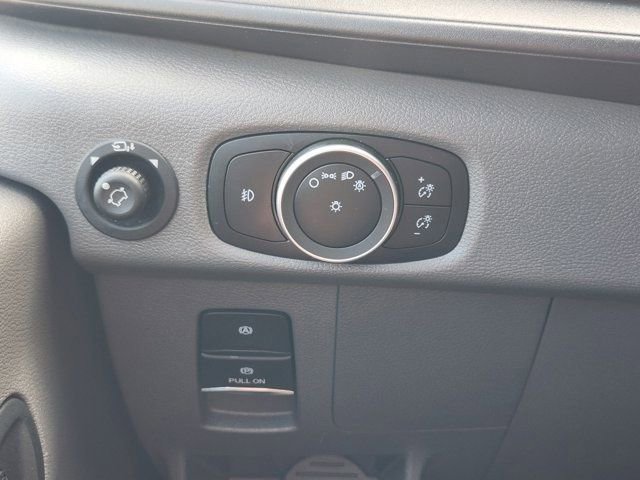 Used 2025 Ford Transit 350 XLT image 31