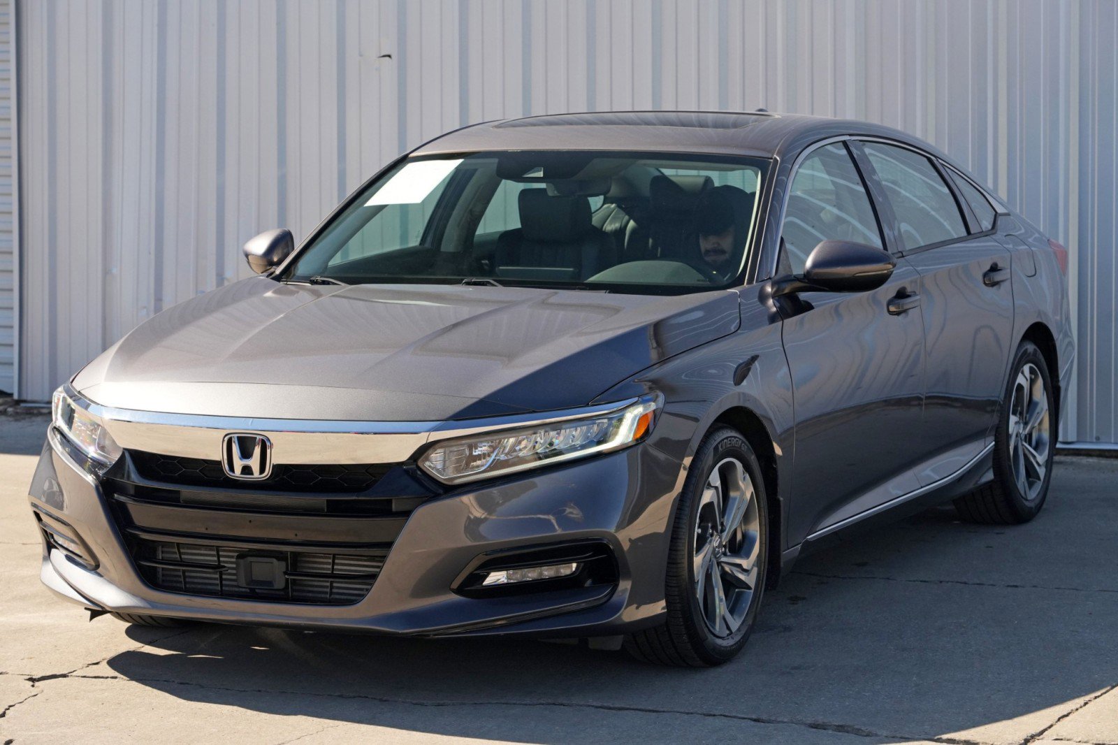 Used 2018 Honda Accord EX-L image 48