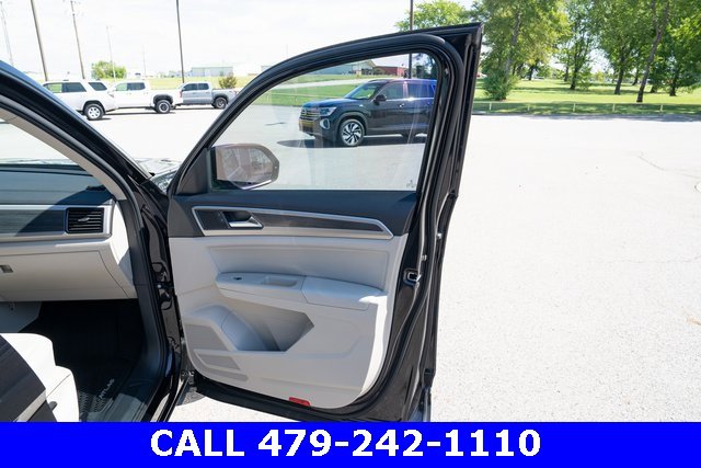 Used 2021 Volkswagen Atlas SEL image 15