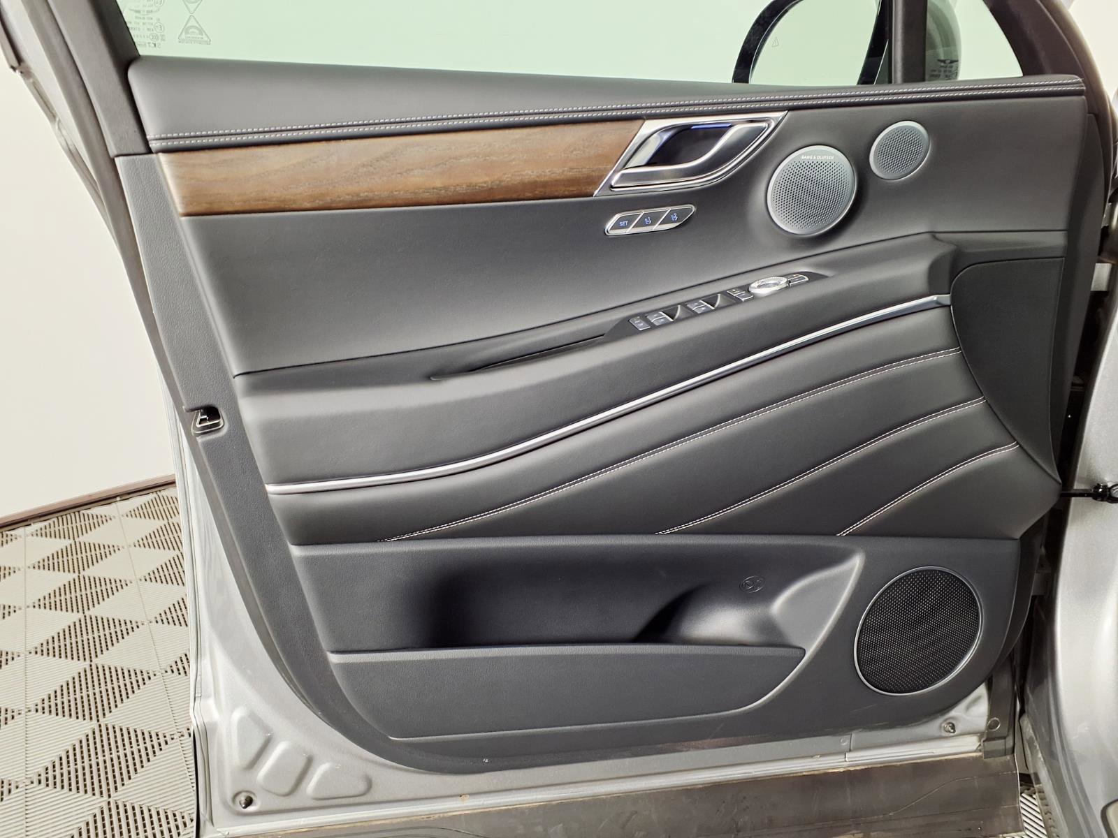 Certified 2026 Genesis GV80 3.5T Advanced image 17