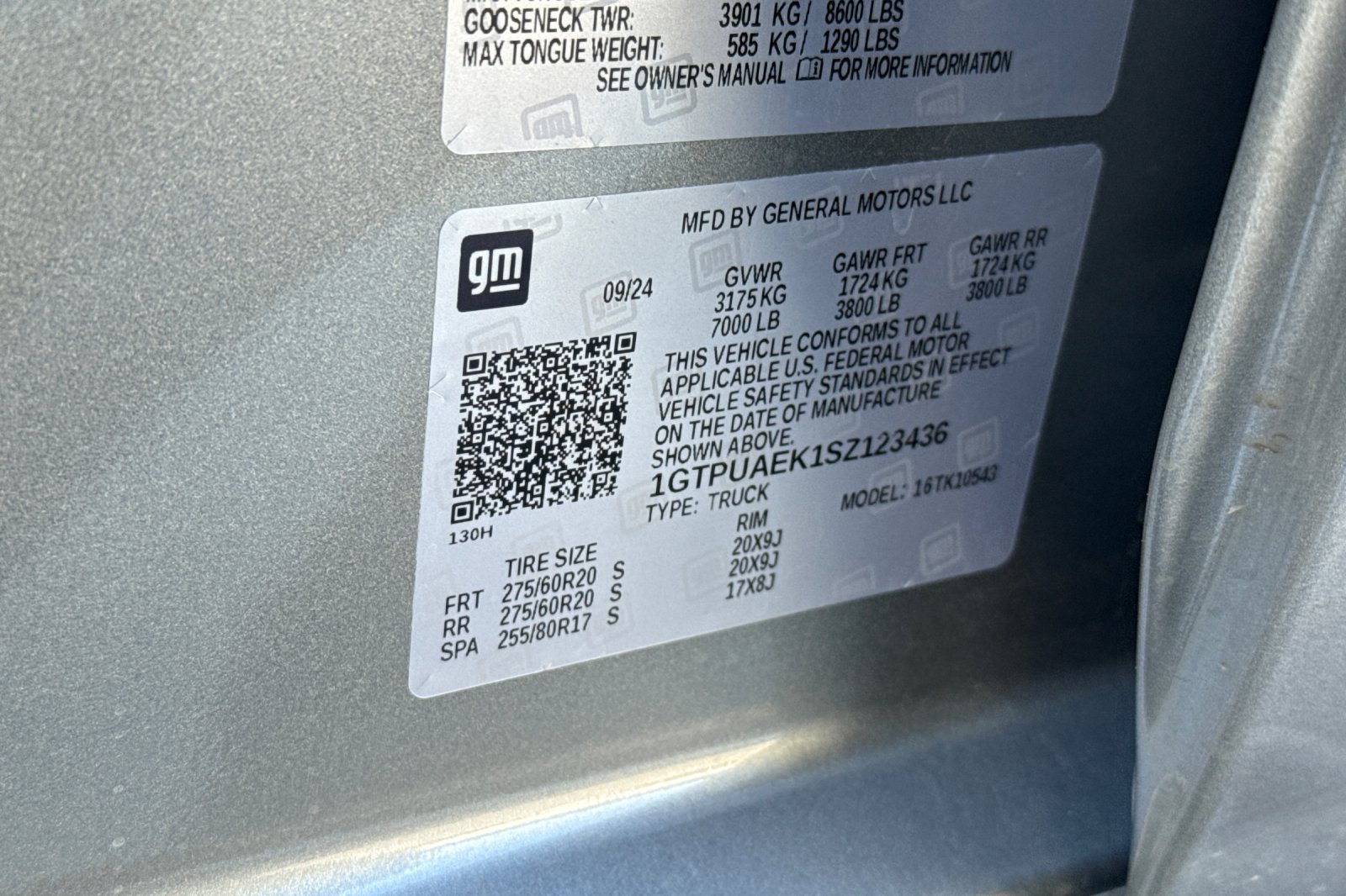 Used 2025 GMC Sierra 1500 Pro w/ Graphite Edition image 39