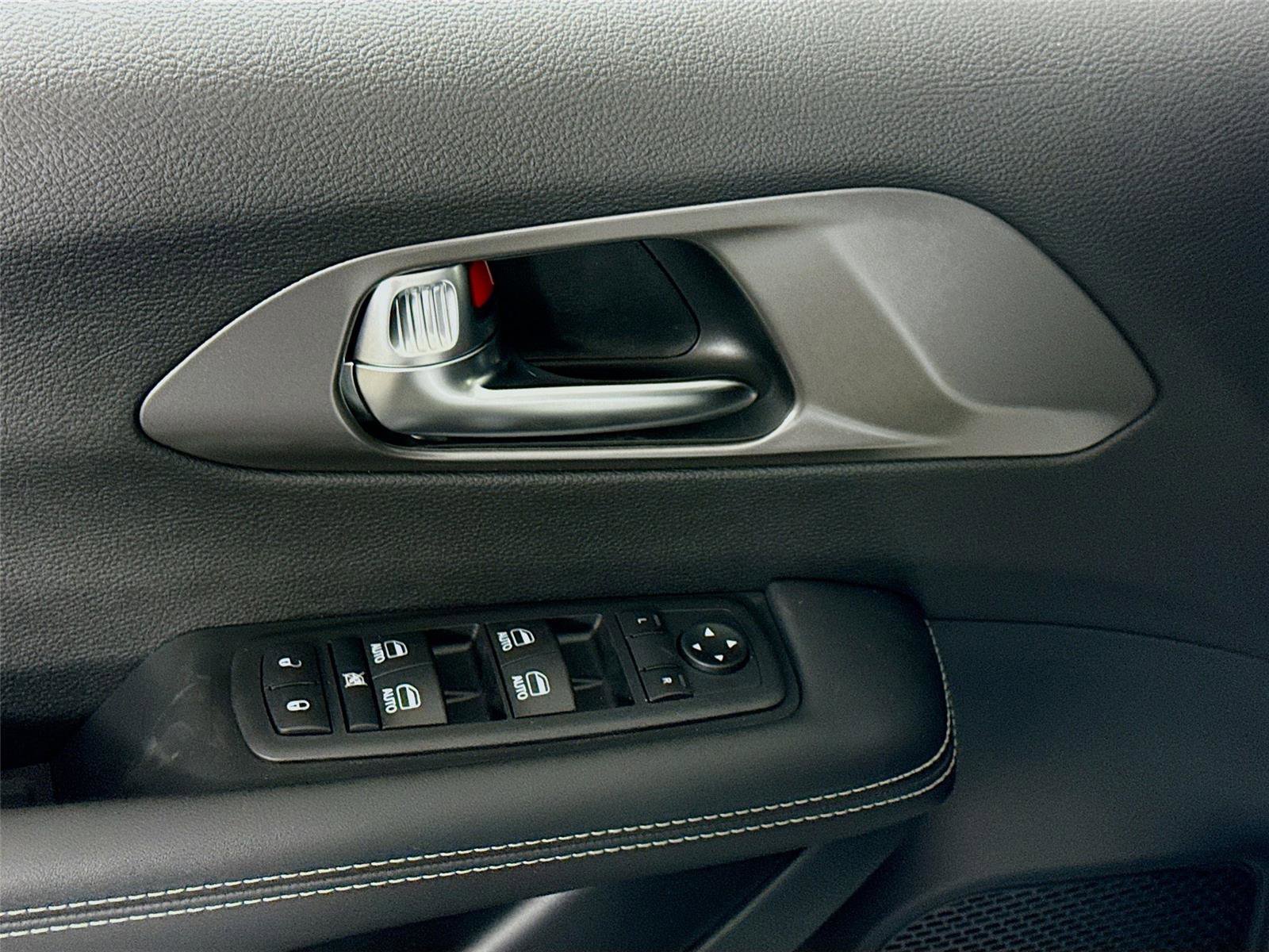 New 2026 Chrysler Voyager LX FWD image 11