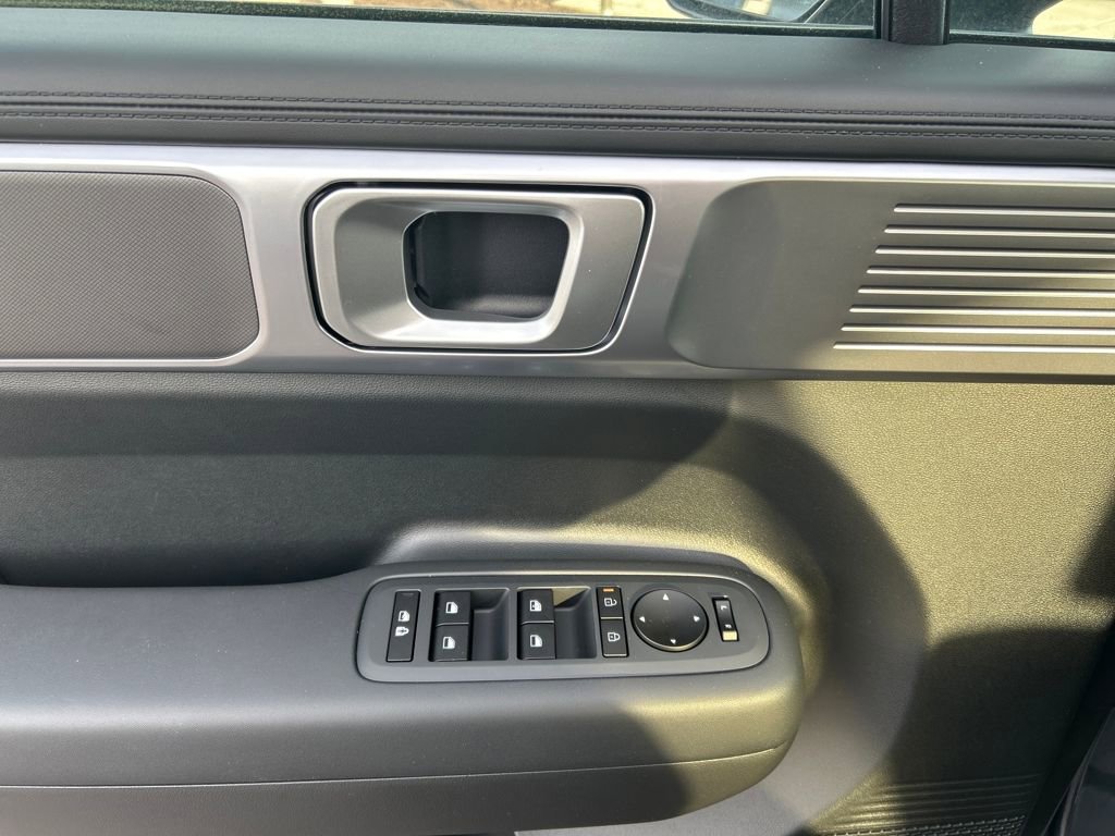 New 2026 Hyundai Santa Fe SE image 10