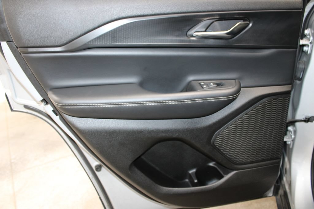 Used 2024 Jeep Grand Cherokee Altitude AWD/4WD image 22