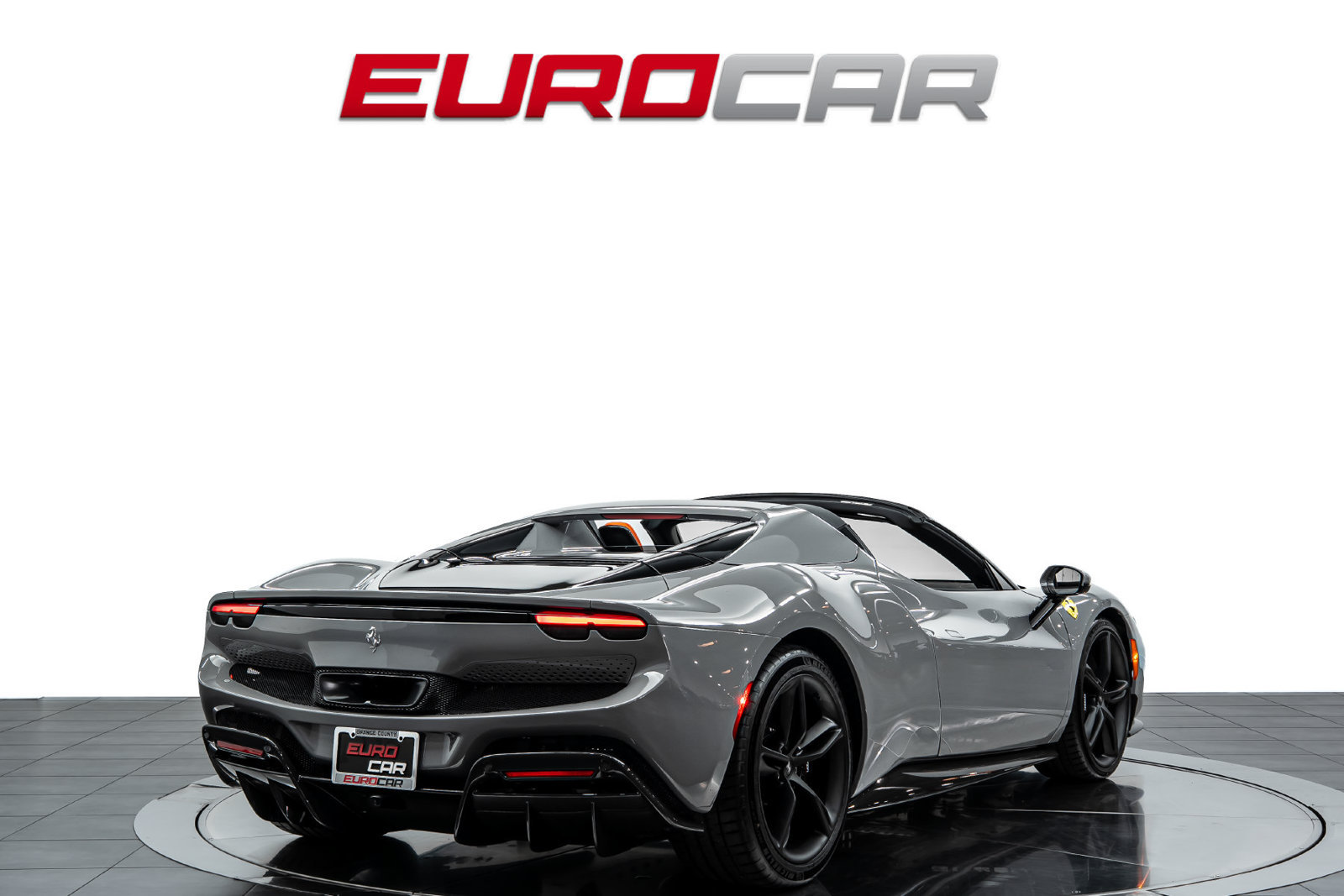 Used 2024 Ferrari 296 GTS RWD image 6