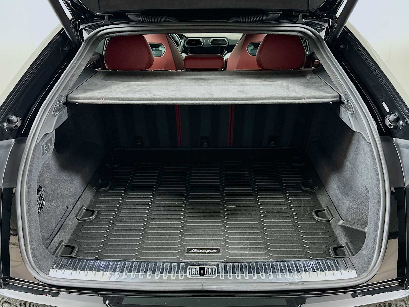 Used 2022 Lamborghini Urus image 27