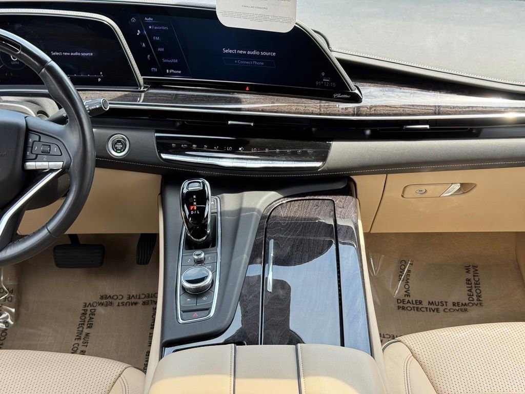 Certified 2023 Cadillac Escalade Premium Luxury w/ LPO, Floor Liner Package AWD/4WD image 30