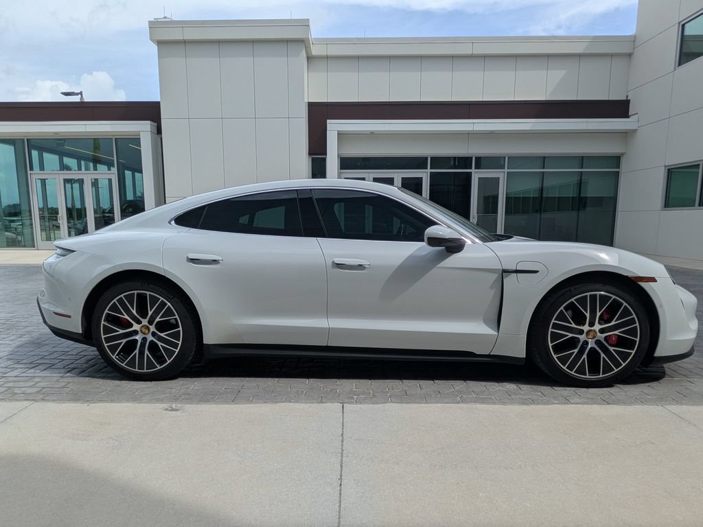 Used 2020 Porsche Taycan 4S AWD/4WD image 5