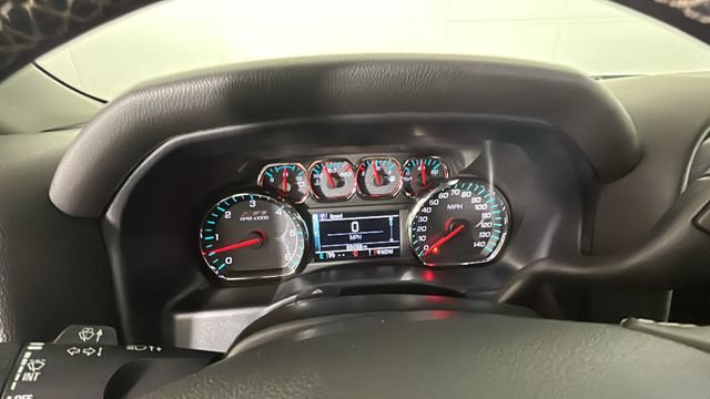 Used 2015 Chevrolet Silverado 1500 LT w/ LT Convenience Package AWD/4WD image 17