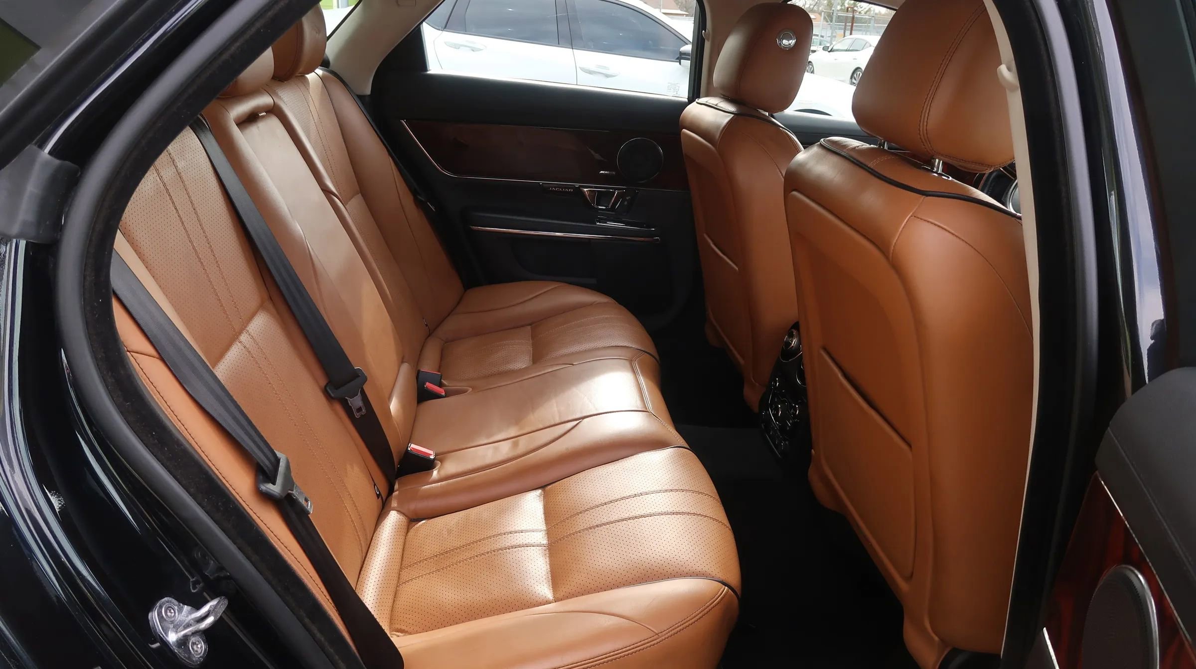 Used 2016 Jaguar XJ R-Sport AWD/4WD image 19