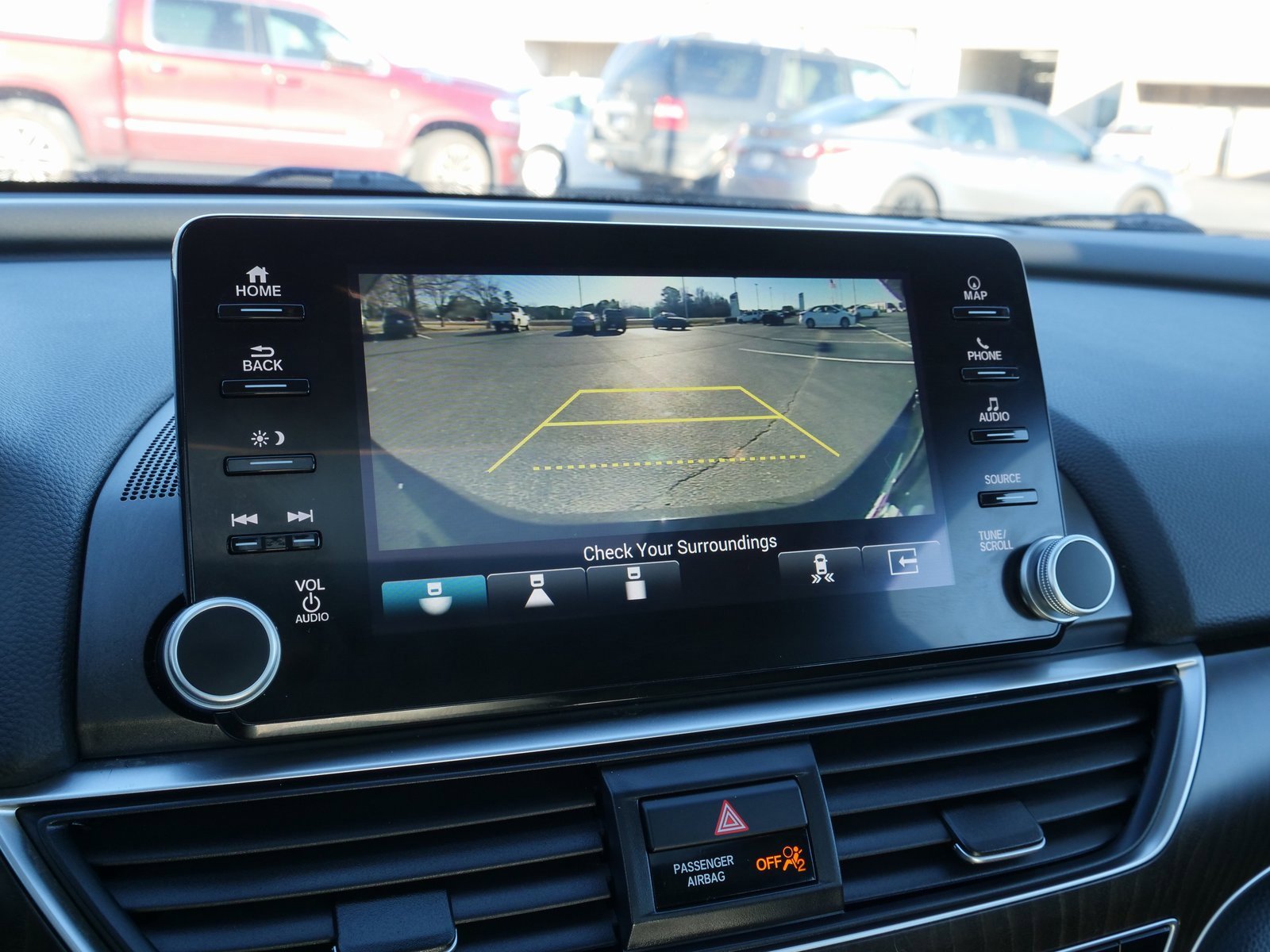 Used 2020 Honda Accord Touring image 27