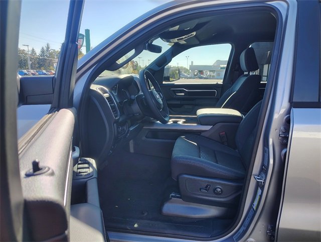 New 2026 RAM 1500 4x4 Crew Cab image 2