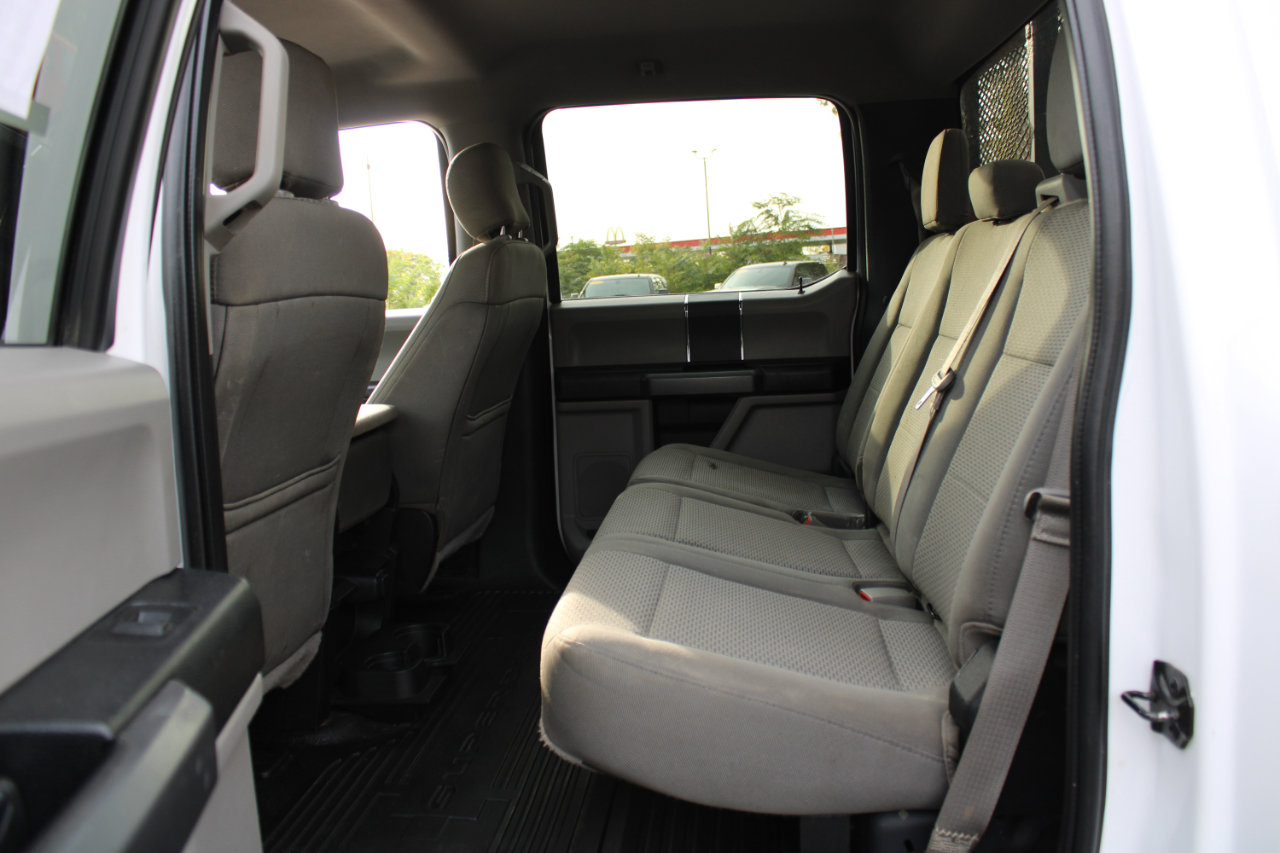 Used 2018 Ford F550 4x4 Crew Cab Super Duty w/ XLT Value Package image 11