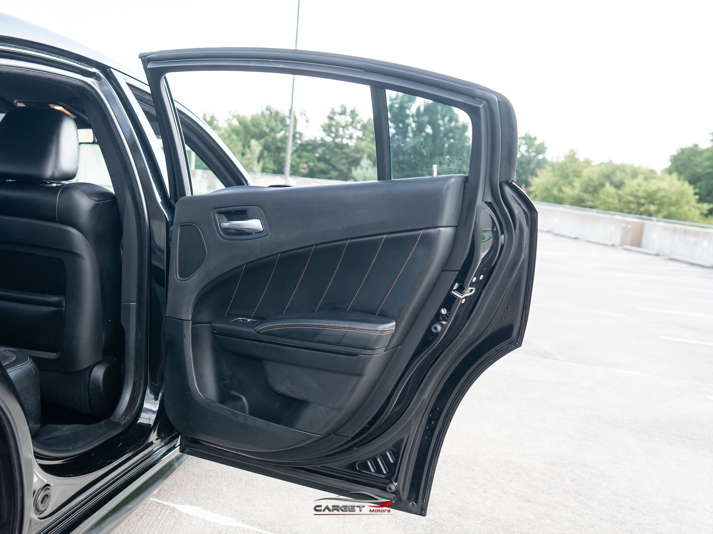 Used 2017 Dodge Charger R/T RWD image 35